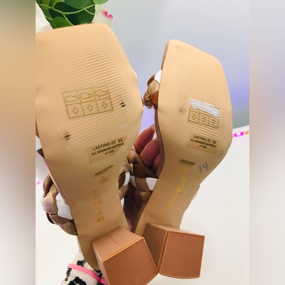 BAMBOO HEELS - Picture 5 of 7